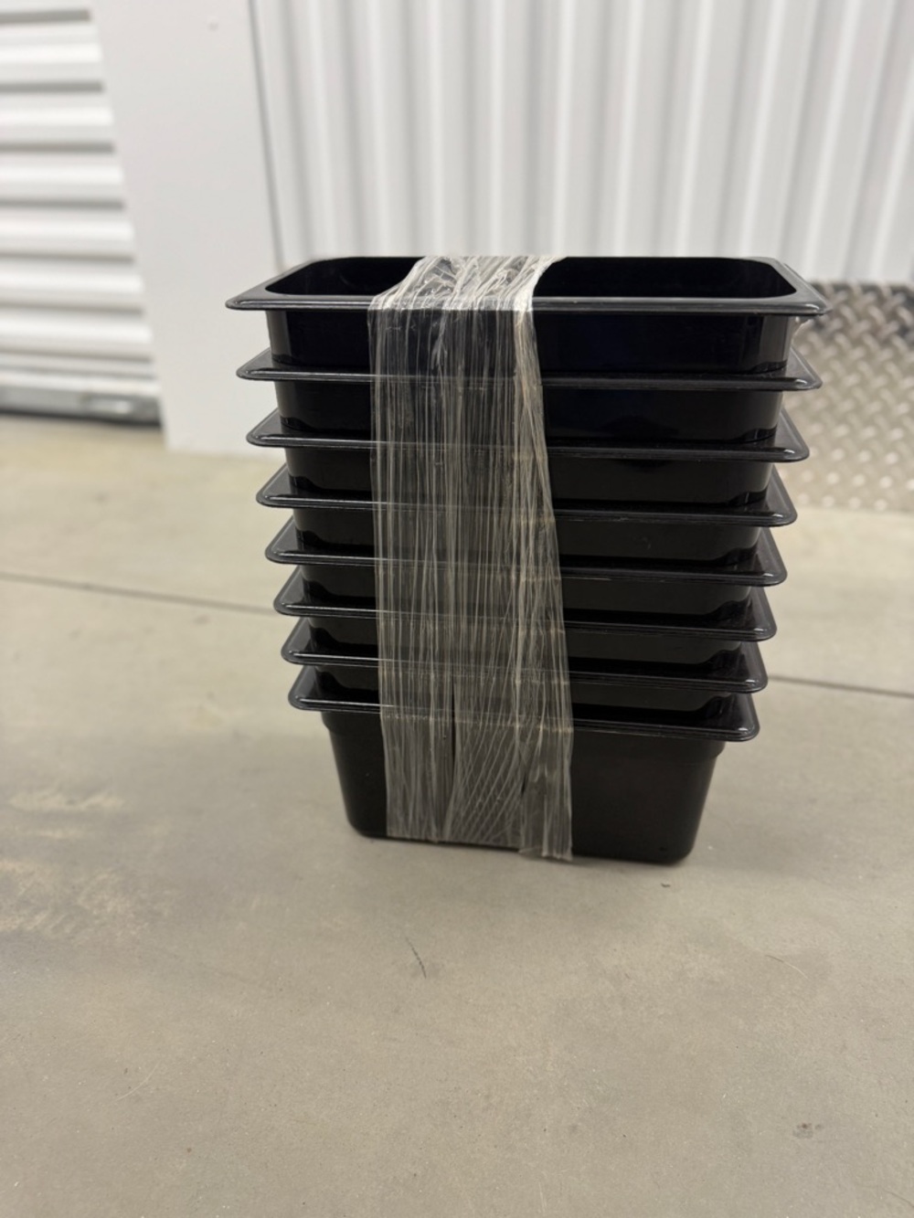 Commercial Polycorbonate Food Storage Bins (8)